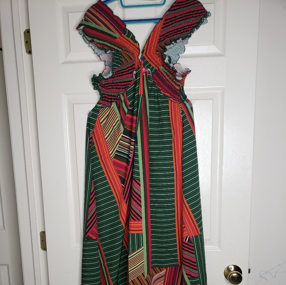 Dress - Picture 3 of 4